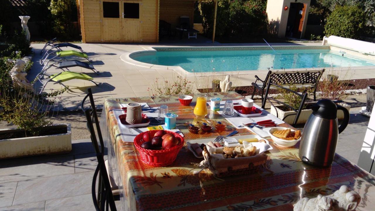 L'Oustau Bonur Bed and Breakfast Bourg-Saint-Andéol Eksteriør billede